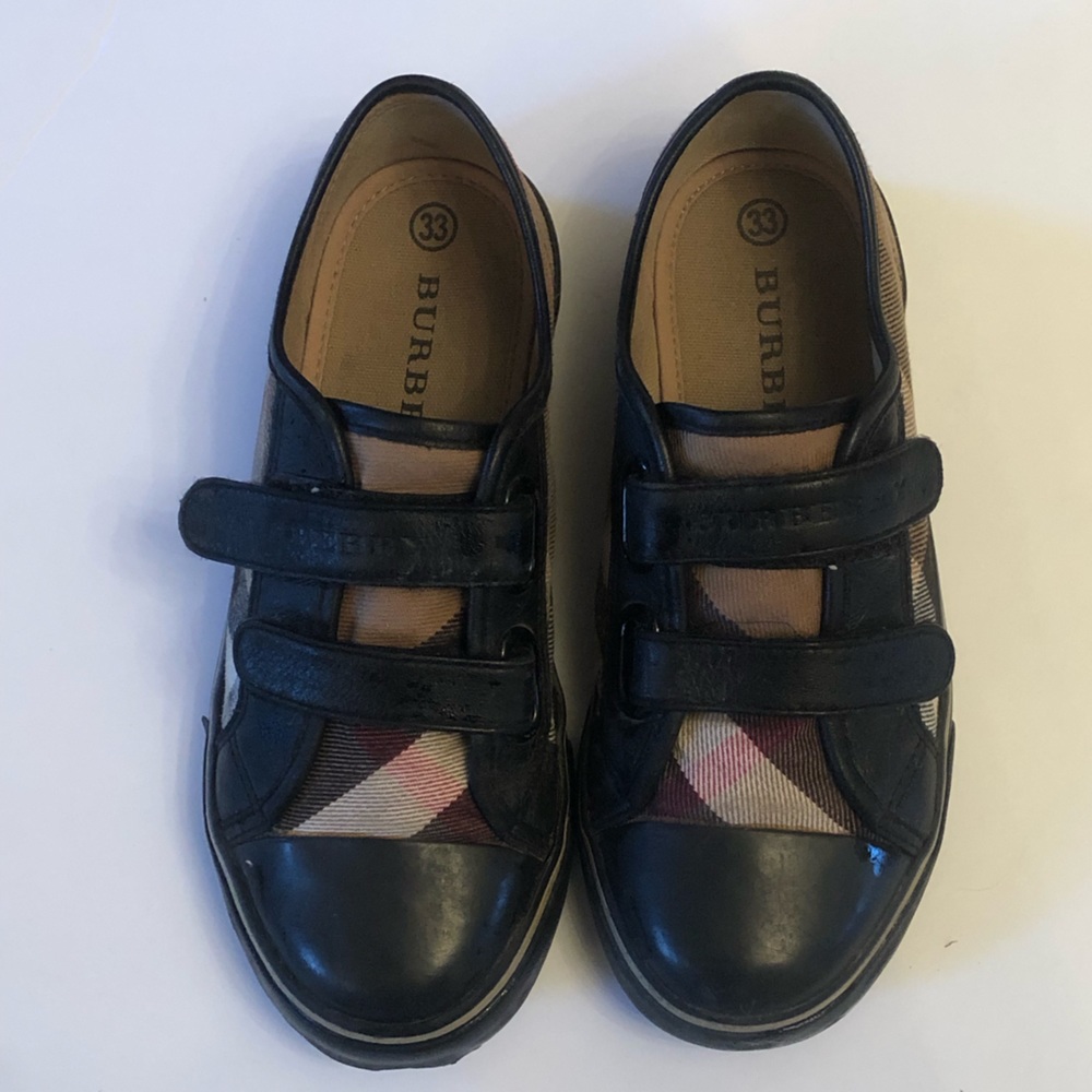 Burberry size 2 kids shoes